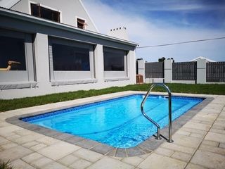 concrete fibreglass shell pools 004